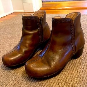 Dansko boot size 40 broken in but not too worn